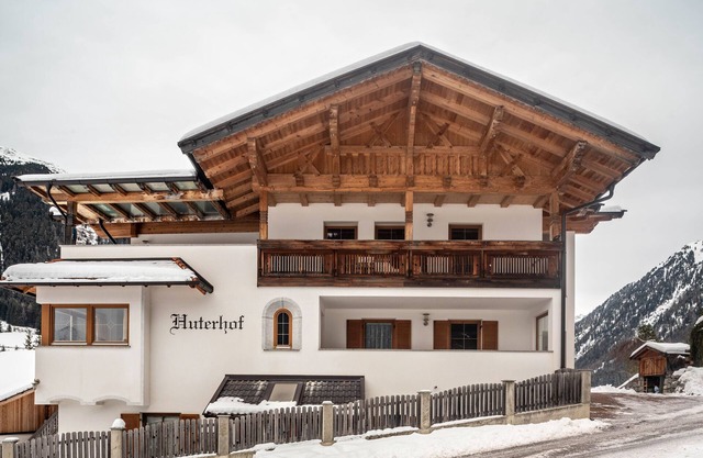 Apartamento "Huterhof Talblick" con vistas a la montaña, balcón y Wi-Fi