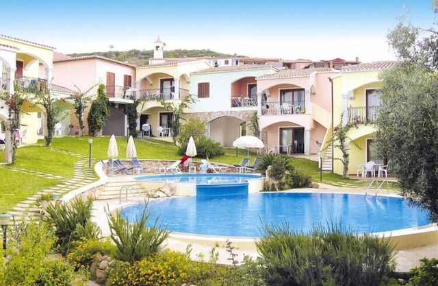 Apartamento en Badesi con piscina