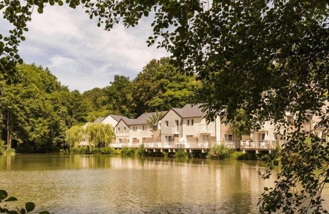 Piso en Branville con piscina comunitaria