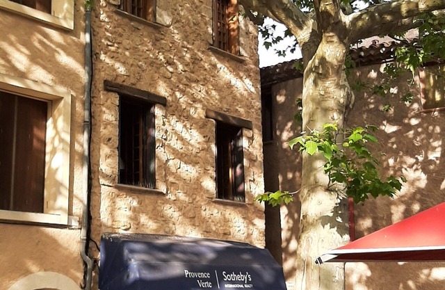 Apartamento en casa histórica en Tourtour
