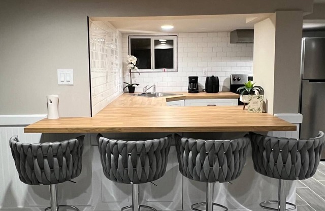 Apartment in Newark Cozy & Stylish Studio for 4.