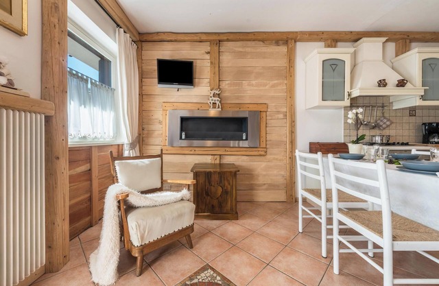 Apartamento "Casa Ferrazza Natalie" con vistas a la montaña, Wi-Fi y balcón