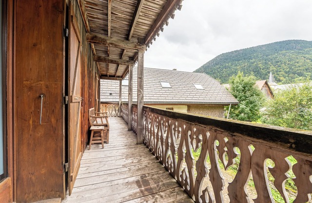 Apartamento 'Le Grizzli' con balcón