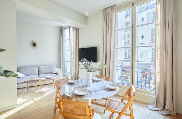 Apartment Le Marais by Studio prestige