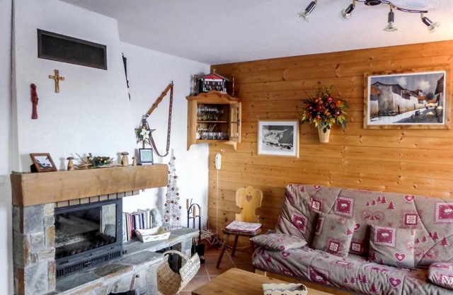 Apartment Le Plan des Reines by Interhome