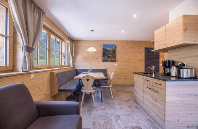 Apartamento 'Lechnerhof Schöne Aussicht' cerca área esquí, vista a la montaña, Wi-Fi, balcón, jardín