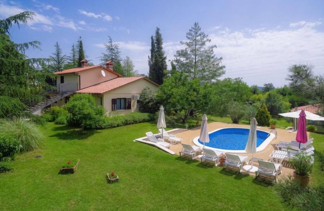 Apartamento Mariza by Interhome