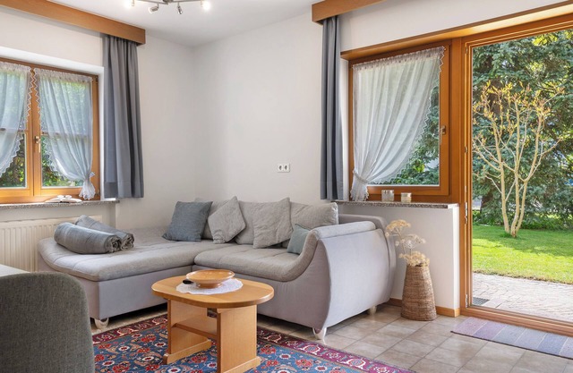 Apartamento 'Mayr Zwei' con vistas a la montaña, terraza privada y Wi-Fi