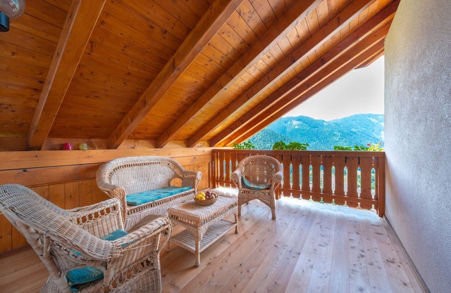 Apartamento 'Melcherhof Weißhorn' con vistas a la montaña, jardín compartido y Wi-Fi