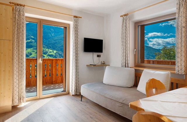 Apartamento 'Oberhemberger Hof Zwoaer' con vistas a la montaña, terraza compartida y Wi-Fi