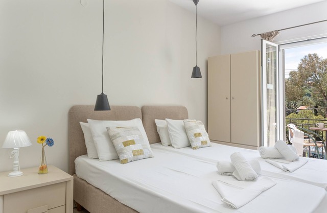 Apartamento 'Studio No 11' con piscina compartida, Wi-Fi y aire acondicionado
