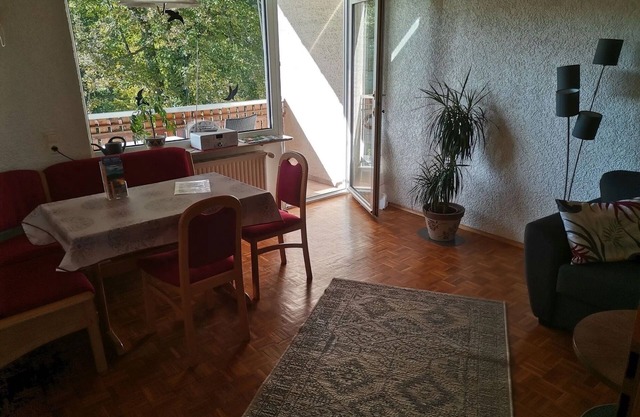 Apartamento 'Wegelnburg' con vistas a la montaña, jardín compartido y Wi-Fi