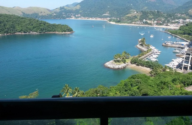 Ap w / 2 suites, pisos pulidos porcelana, muy bonito. Lema w / Angra dos Reis