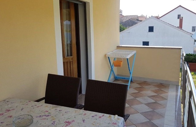 Apartment Zvone (10708-A1) - Veli Rat (Dugi otok)