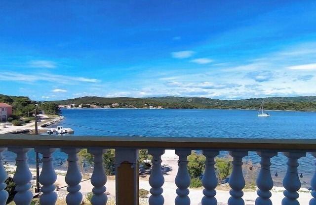 Apartments Grbac Veli Rat-Seaside (10454-A2) - Veli Rat (Dugi otok)