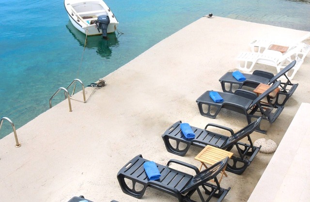 Apartamentos Melany - Apartamento de un dormitorio con terraza y vista al mar