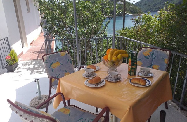 Apartments Paolo - Apartamento de un dormitorio con terraza y vistas al mar - ATRACTIVO