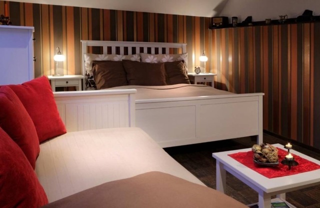 Apartments Zámoček Staré časy : Deluxe Apartment with Balcony