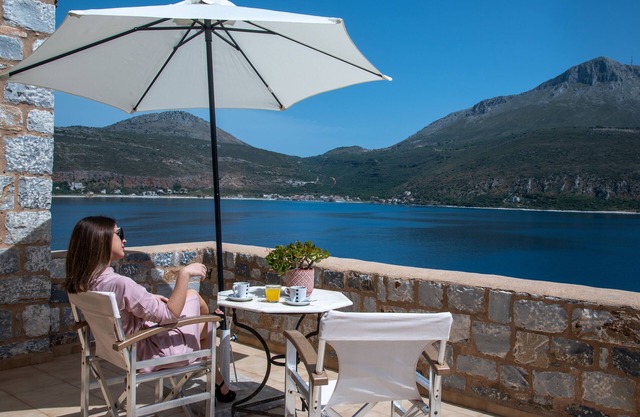 Aphrodite - traditional stone built studio apartment