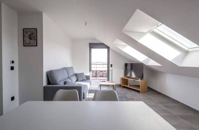 Appart Avec Terrasse Lumineux