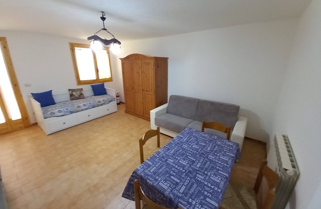 🏡🌳🏡🏡🌳appartamento con giardino, ingresso indipendente e caminetto