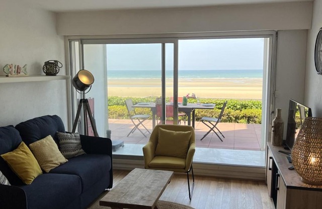 Appartement 2P, Rez-de-jardin, Accès Plage, Animaux OK, Parking, Internet Inclus - FR-1-487-355