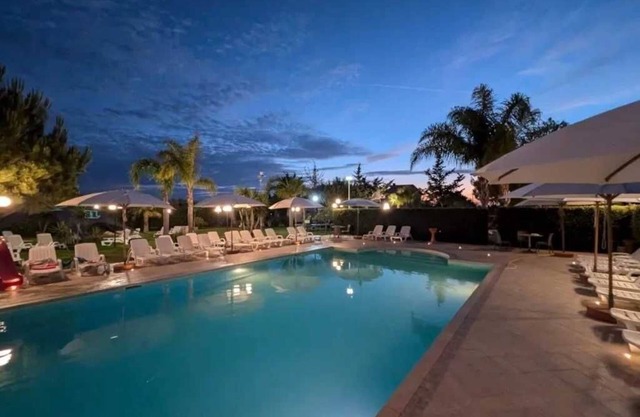 Appartement - Piscine - eeega0