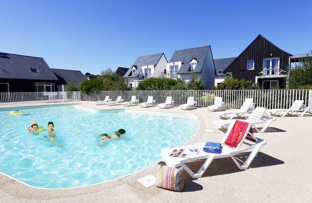 Appartement à quelques pas de la Plage! Entrée privée + Accès piscine