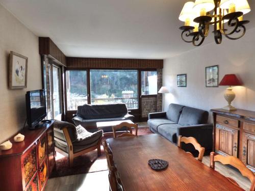 Appartement lumineux au ski pour 6 - Grand balcon, cœur du village - FR-1-458-96