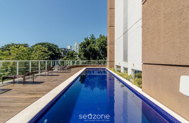 Apto en cond. con piscina en Blumenau – PEM1301
