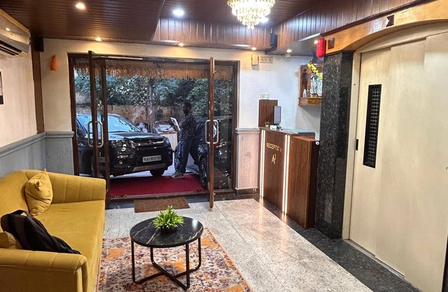 Aradhya Comforts - MG Road