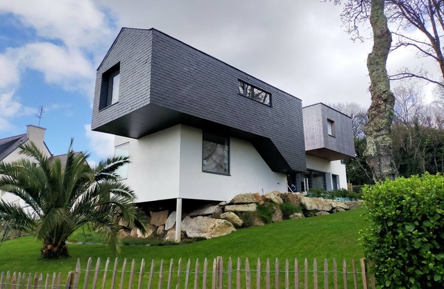Architect-designed house, sea view