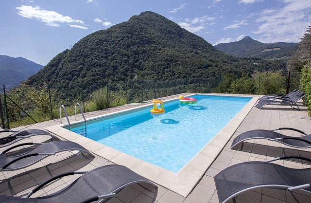 Argegno Belvedere apt. 1, Argegno, Italia
