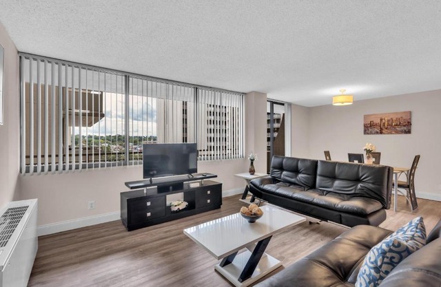 Arlington Fully Furnished Apartments in Crystal City