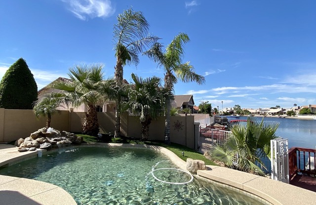 Entrenamiento en la primavera, golf, pesca, senderismo, piscina climatizada, juegos de Tazón