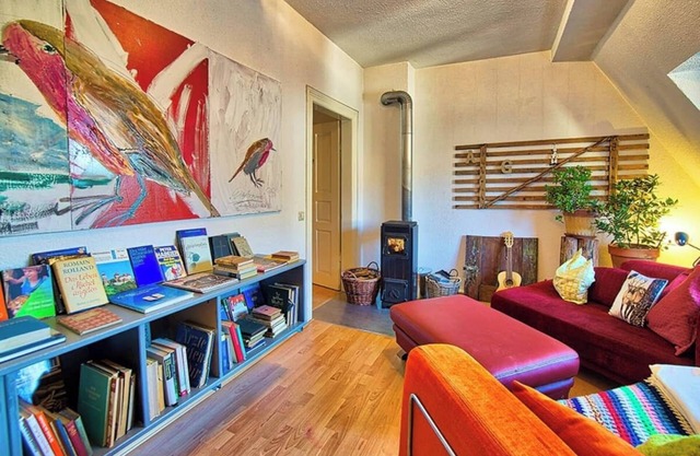 KUNSTLOFT – Refugio creativo en una elegante villa modernista restaurada