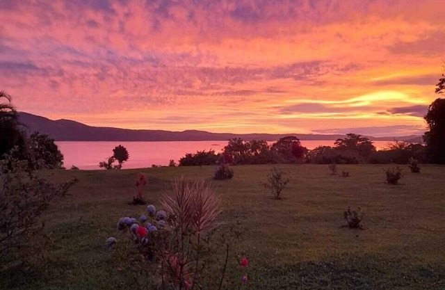 Lago Arenal Inicio cerca de La Fortuna y Volcán Arenal
