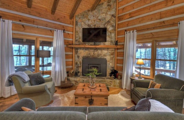 Aska Gypsy - Book 2 get 3rd night free!