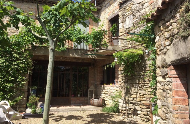 "En casa" Encantadora masía de Cévennes a los pies de las Cévennes.