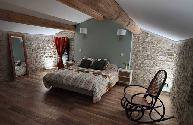 Au Pied des Cévennes ! Mazet Romantique Rénové Avec spa et Jardin Privatifs