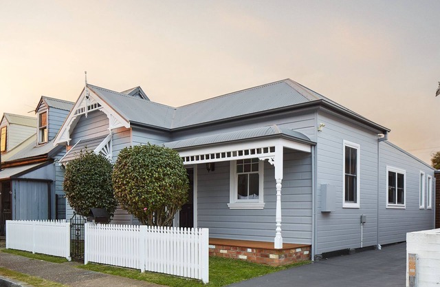 Austin Cottage - 1 bed option - Pet Friendly!