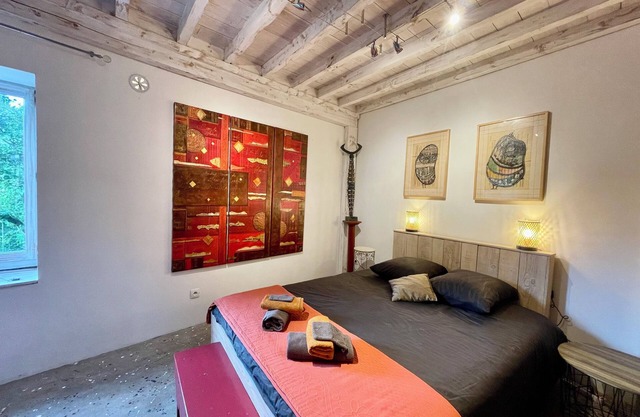 Magnífico estudio loft en un antiguo y tranquilo molino en los Monts du Lyonnais