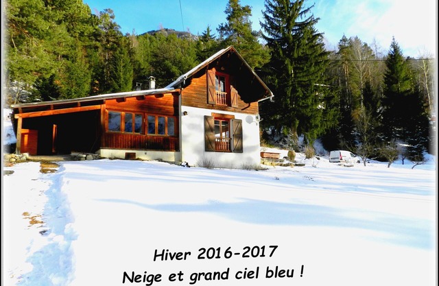 Auténtico chalet de montaña en Val d'Allos. Fácil acceso.