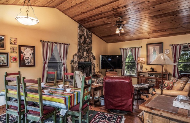 Back at the Ranch | Hot Tub & Mountain Views + Outdoor Space