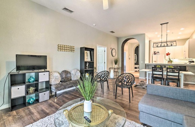 Bahama Bay Condo with Patios Less Than 10 Mi to Disney!