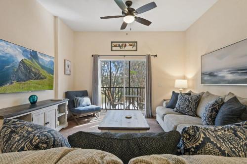 Bahama Bay- Cute 3 BR 2 king beds lake view