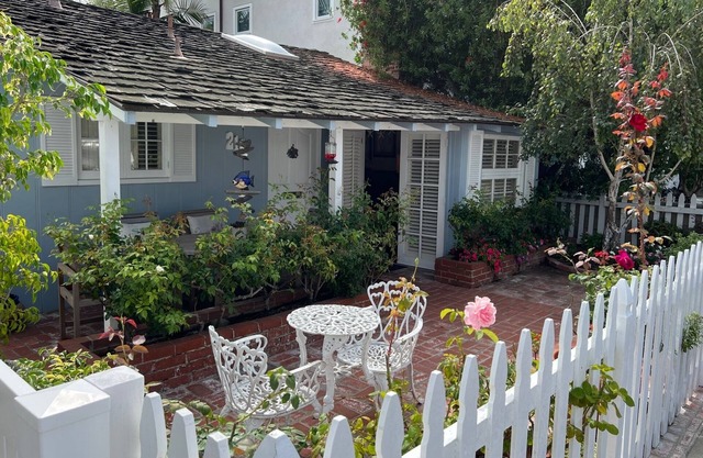 60% DESCUENTO - BALBOA ISLAND COTTAGE - 2 BD, 2 BA, A / C, garaje PKG