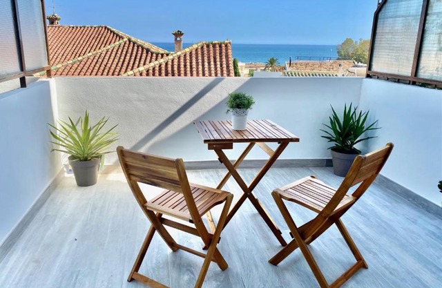 BALNEARIO - Moderno Estudio en Pedregalejo, playa a 400 metros