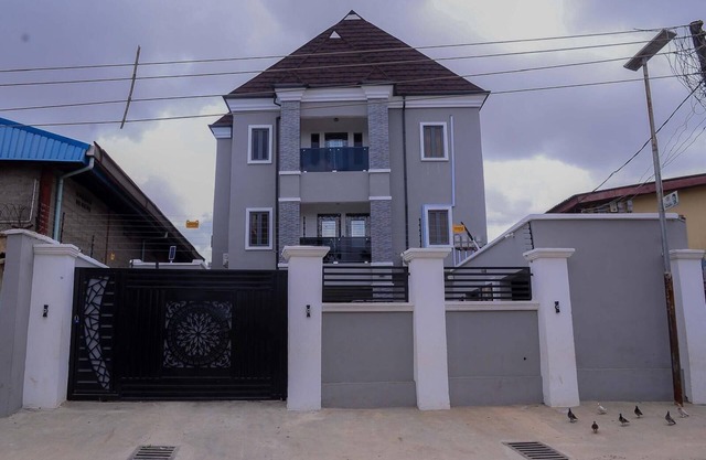 Bamgbose Apartments in Surulere, Lagos Nigeria