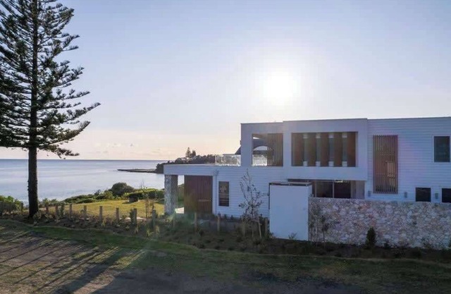 'Barra Barra House' - Culburra Ocean Front